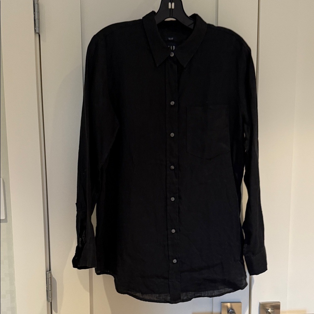 Classic Black ladies linen shirt